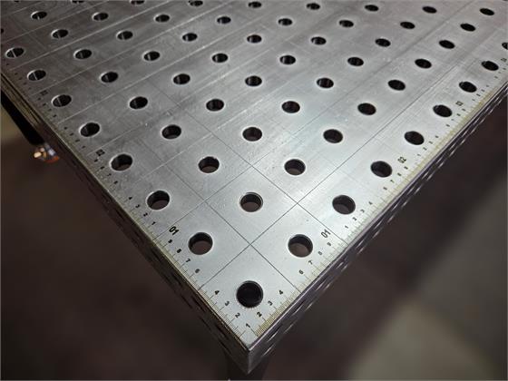 HISWeld 16mm Loch System